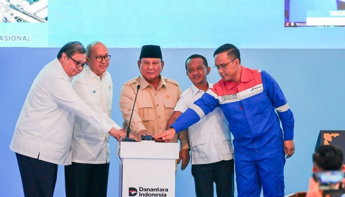 Presiden Prabowo Resmikan Proyek Hilirisasi Fase 2, Krakatau Steel Genjot Produksi Baja Nasional